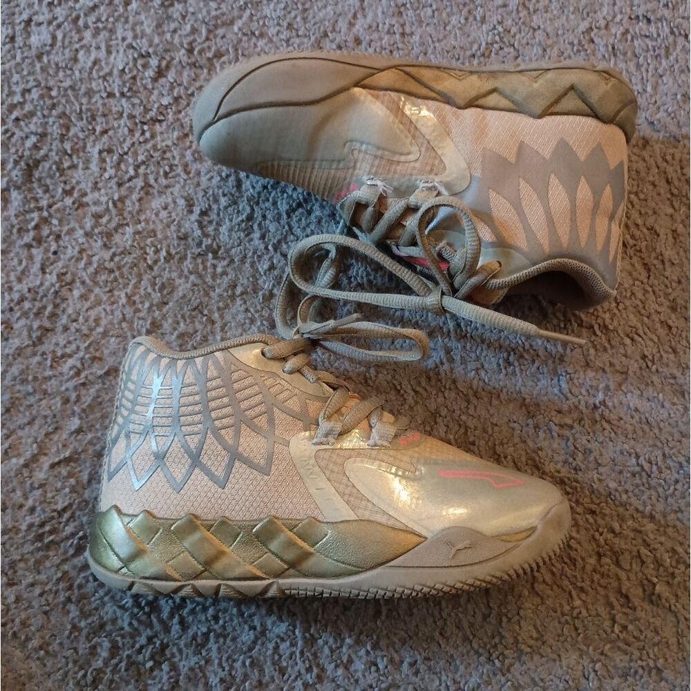 Puma MB.01 Golden Child Toddlers LaMelo Ball Basketball Sneakers Size 11 PRE-OWN